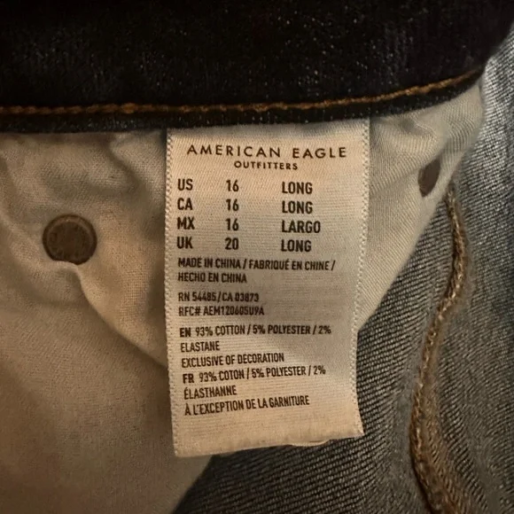 American Eagle Outfitters Dark Blue Flare Jeans - Picture 4 of 4